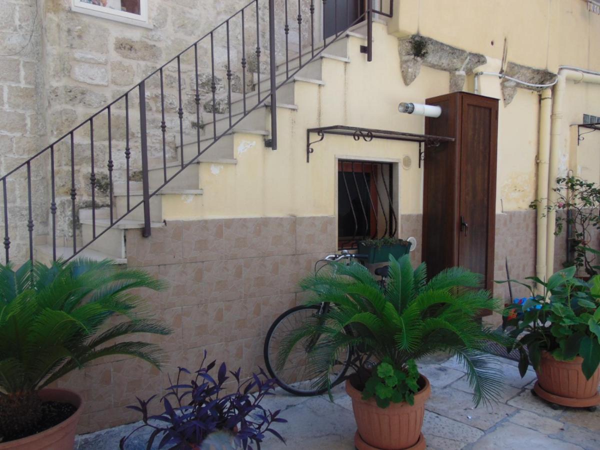 Mea House And Room 2019 Bari Exteriör bild