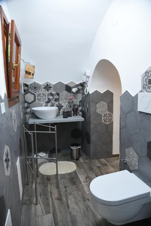 Mea House And Room 2019 Bari Exteriör bild
